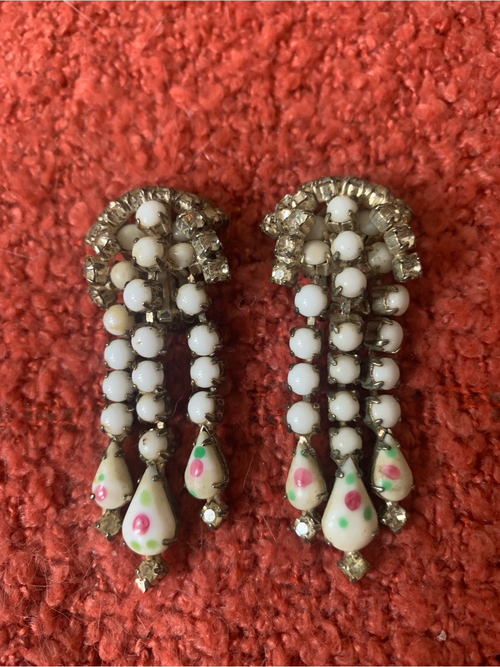 Vintage Rhinestone Milk Glass Bead Drop Clip-On Earrings with Pink Rose Design